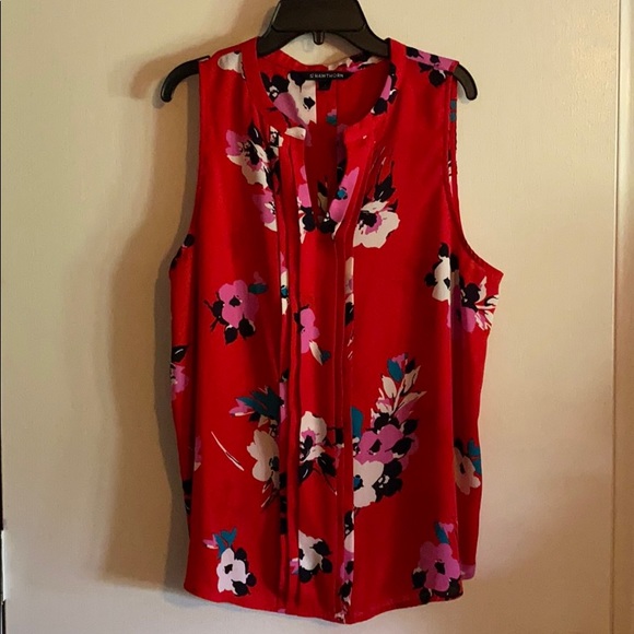 41 Hawthorn Tops - Red floral top